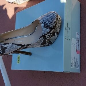 New Women's Jessica Simpson Heels Size 7M
